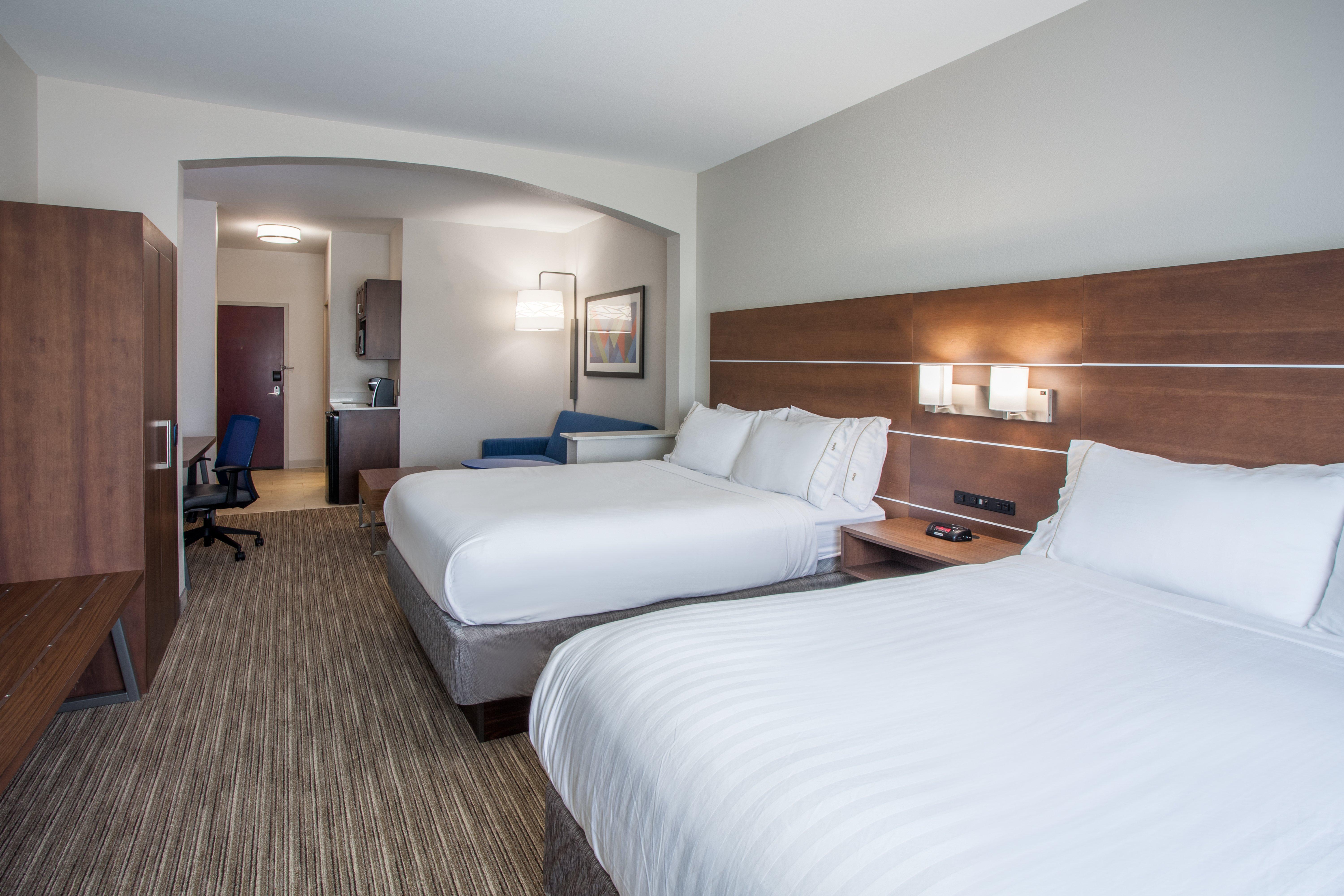 Holiday Inn Express & Suites Texarkana By Ihg Exterior photo