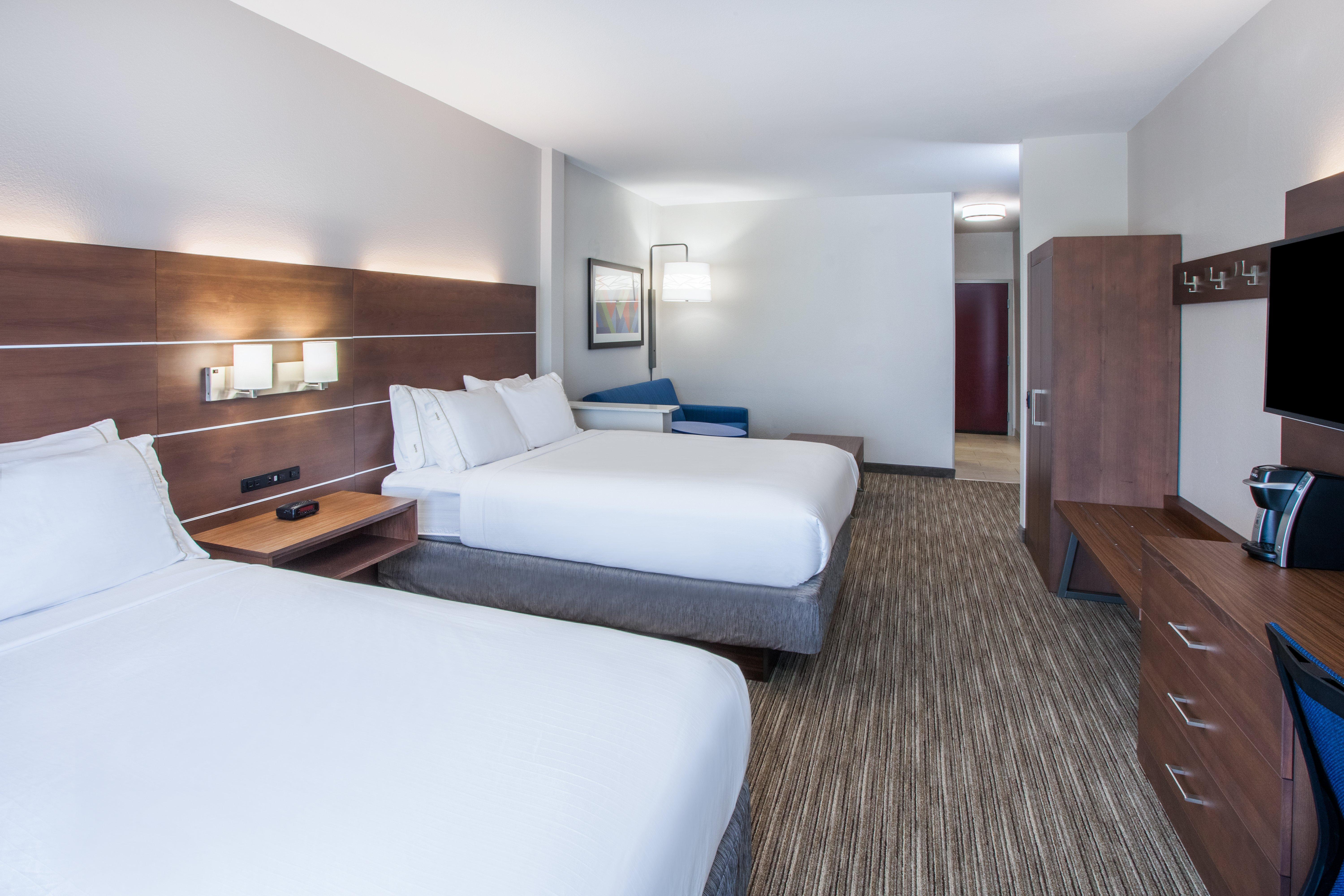 Holiday Inn Express & Suites Texarkana By Ihg Exterior photo