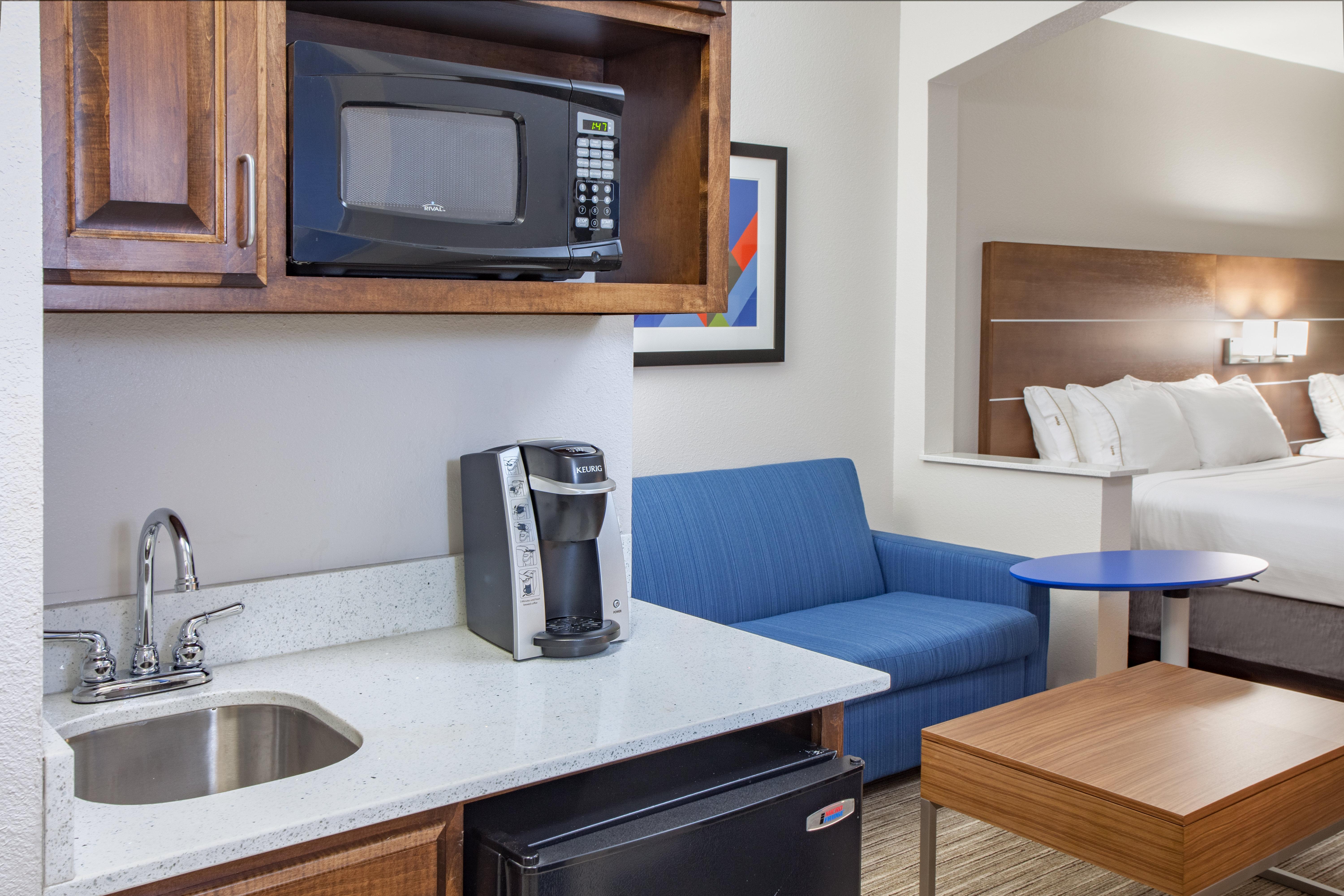 Holiday Inn Express & Suites Texarkana By Ihg Exterior photo