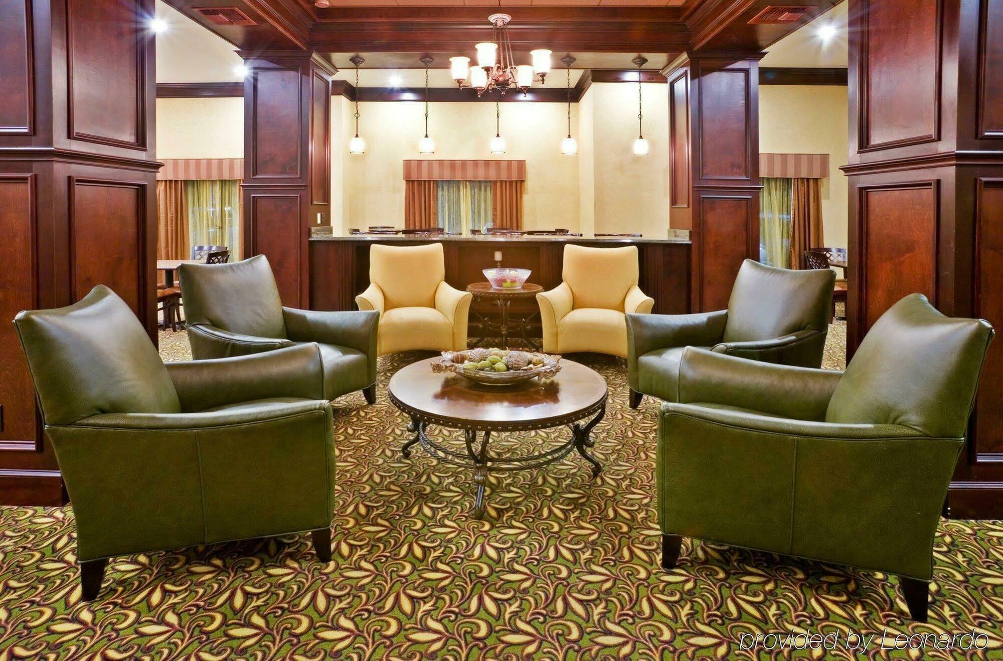 Holiday Inn Express & Suites Texarkana By Ihg Interior photo